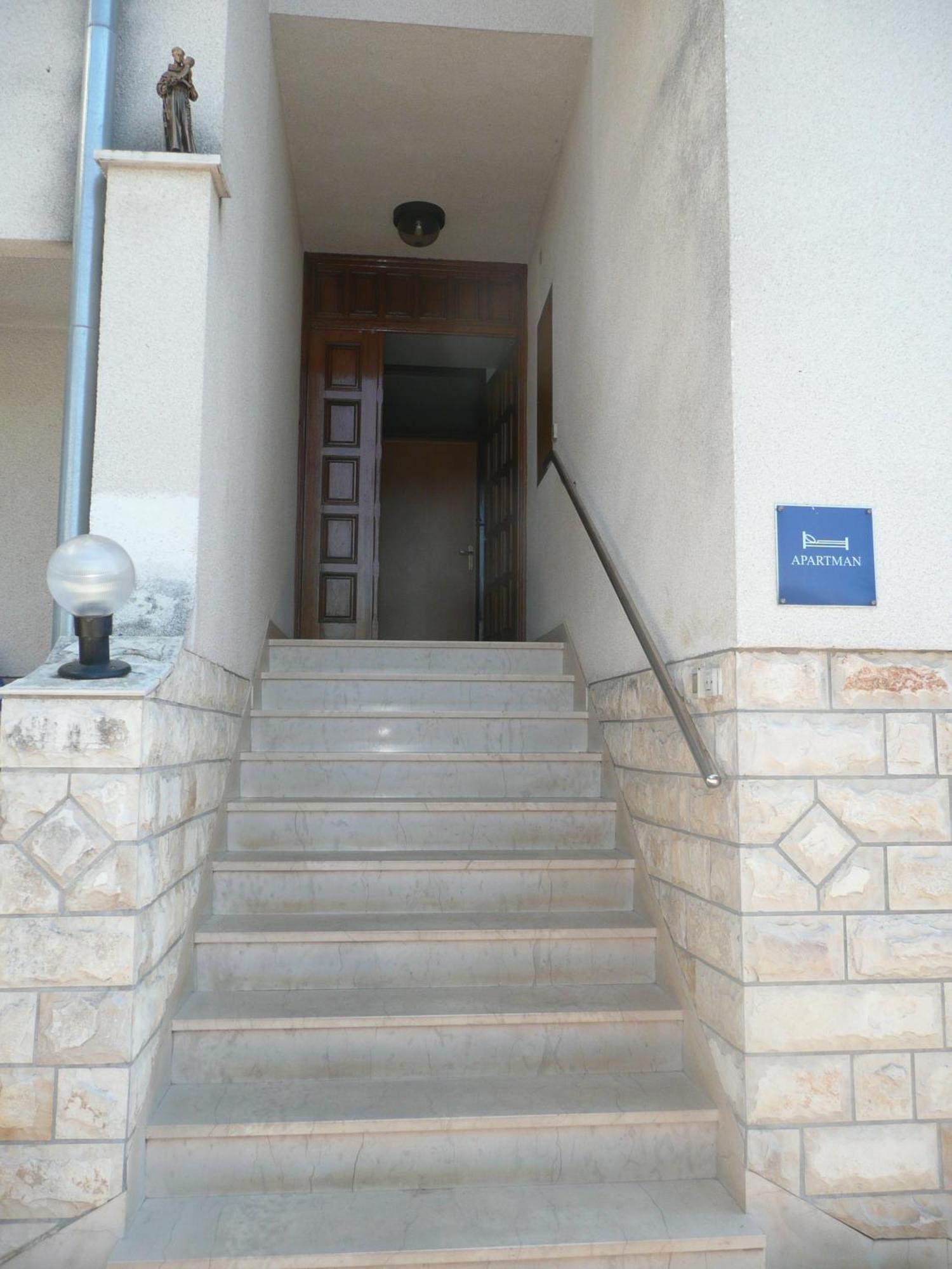 Apartmani Maver Sveti Filip i Jakov Exterior photo